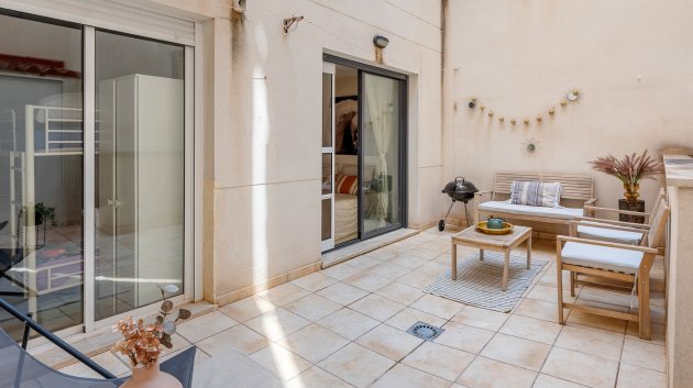Resale - Apartments -
Alicante - Carolinas Bajas