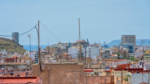 Resale - Apartments -
Alicante - Carolinas Bajas