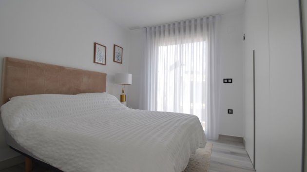 Resale - Villa -
Orihuela Costa - Lomas De Cabo Roig
