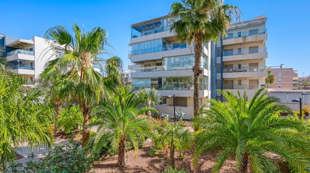 Resale - Apartments -
Orihuela Costa - Los Dolses