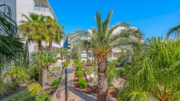 Resale - Apartments -
Orihuela Costa - Los Dolses