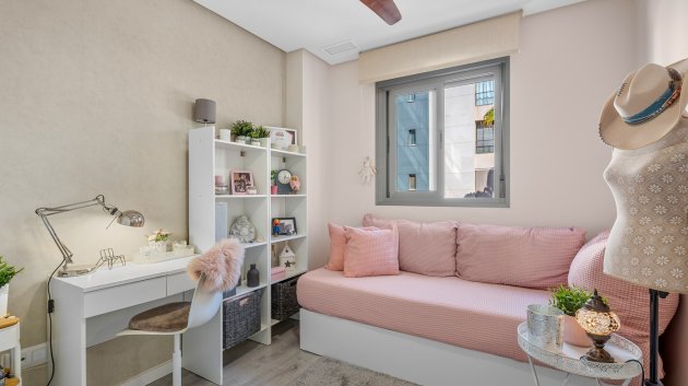 Resale - Apartments -
Orihuela Costa - Los Dolses