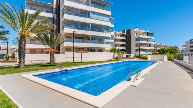 Resale - Apartments -
Orihuela Costa - Los Dolses