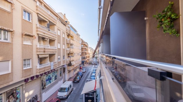 Resale - Apartments -
Torrevieja - Playa del Cura