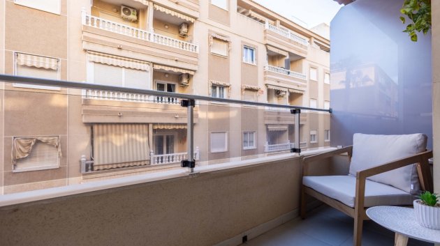 Resale - Apartments -
Torrevieja - Playa del Cura
