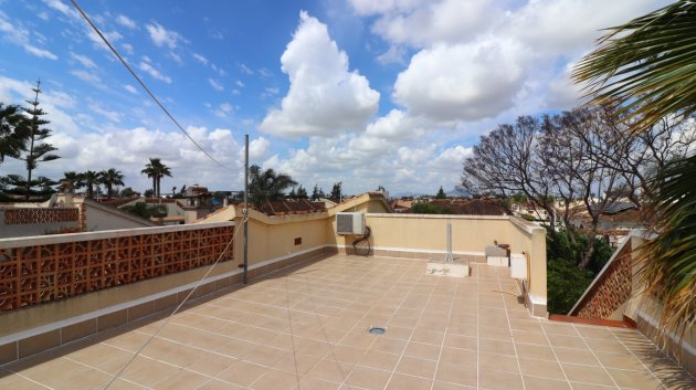 Resale - Villa -
Formentera del Segura - Fincas de La Vega