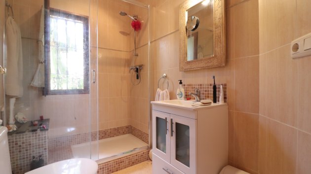 Resale - Villa -
Formentera del Segura - Fincas de La Vega