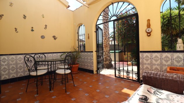 Resale - Villa -
Formentera del Segura - Fincas de La Vega
