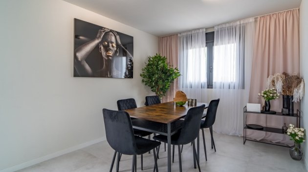 Resale - Apartments -
Pilar de la Horadada - Mil Palmeras