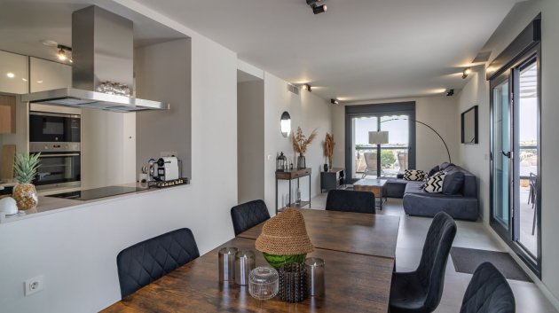 Resale - Apartments -
Pilar de la Horadada - Mil Palmeras