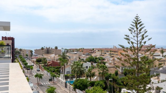 Resale - Apartments -
Pilar de la Horadada - Mil Palmeras