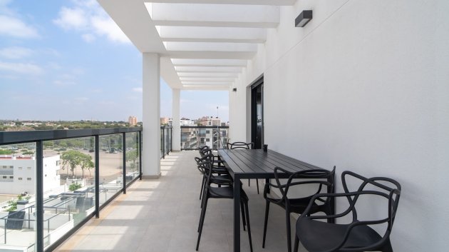 Resale - Apartments -
Pilar de la Horadada - Mil Palmeras