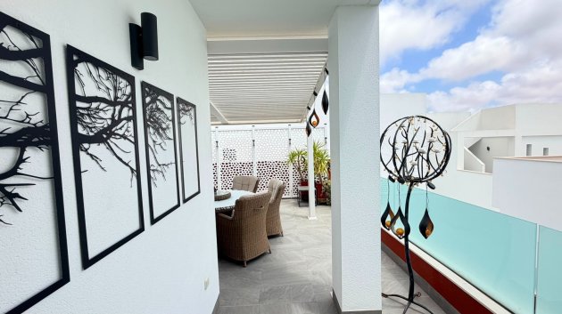 Resale - Villa -
Los Montesinos - La Herrada