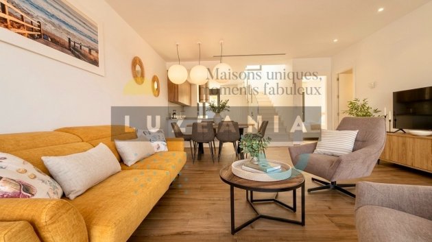 Resale - Villa -
Guardamar del Segura - El Moncayo