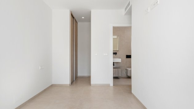 Obra nueva - Chalets -
Los Alcazares - Los Alcázares