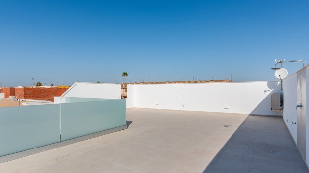 Obra nueva - Chalets -
Los Alcazares - Los Alcázares