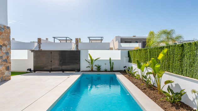 Obra nueva - Chalets -
Los Alcazares - Los Alcázares