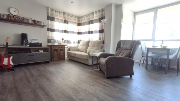 Resale - Apartments -
Torrevieja - Playa del Cura