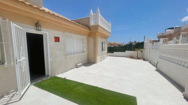 Resale - Townhouse -
Ciudad Quesada - La Marquesa Golf