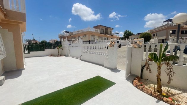 Resale - Townhouse -
Ciudad Quesada - La Marquesa Golf