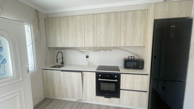 Resale - Townhouse -
Ciudad Quesada - La Marquesa Golf