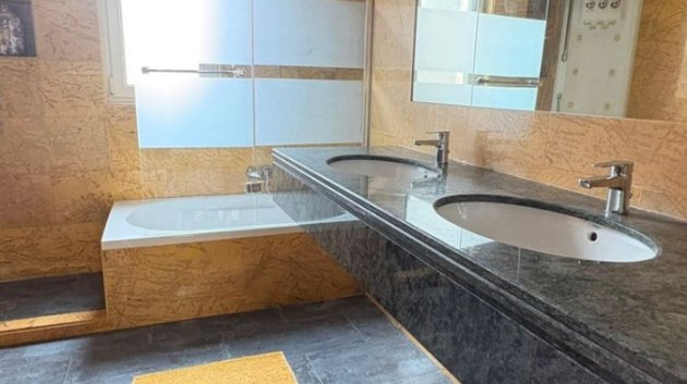 Resale - Villa -
Altorreal