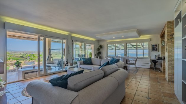 Resale - Villa -
San Miguel de Salinas - Torremendo