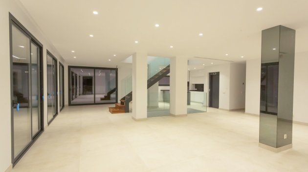 Obra nueva - Chalets -
Altea