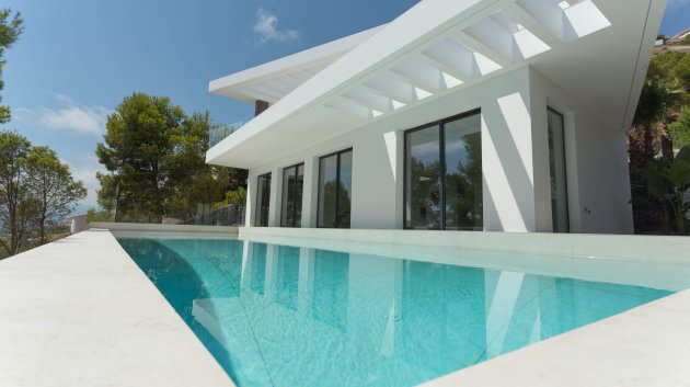 Obra nueva - Chalets -
Altea