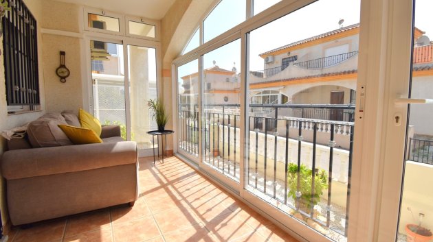Reventa - Chalets -
Orihuela Costa - Playa Flamenca