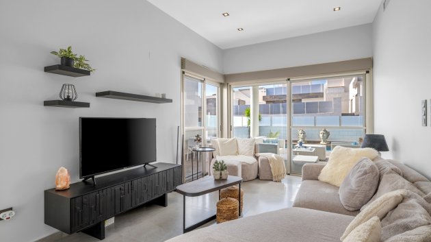 Resale - Villa -
Orihuela Costa - Villamartín