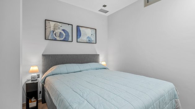 Resale - Villa -
Orihuela Costa - Villamartín