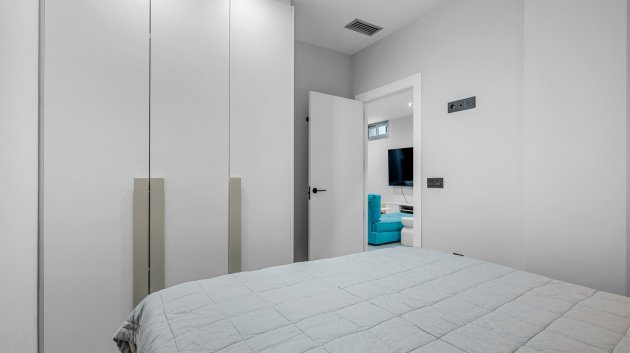 Resale - Villa -
Orihuela Costa - Villamartín