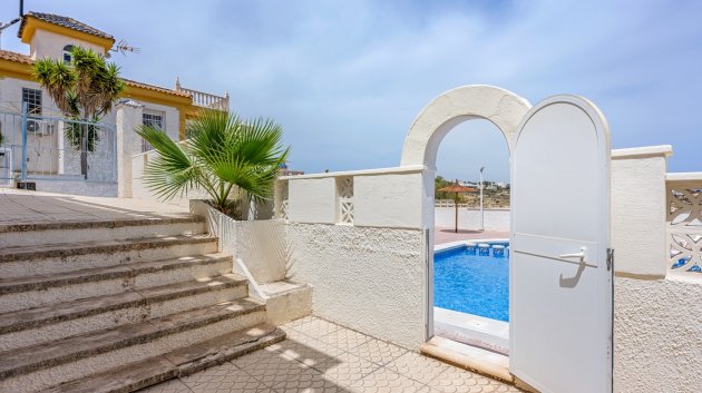 Resale - Townhouse -
Ciudad Quesada