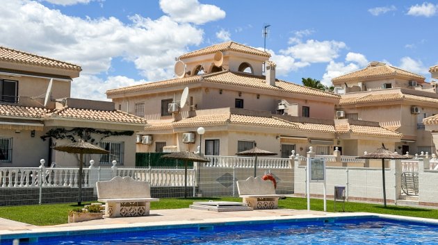 Resale - Townhouse -
Orihuela Costa - Playa Flamenca