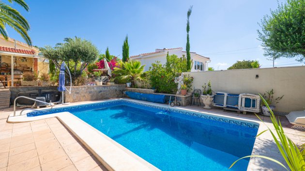 Reventa - Chalets -
Ciudad Quesada - Rojales