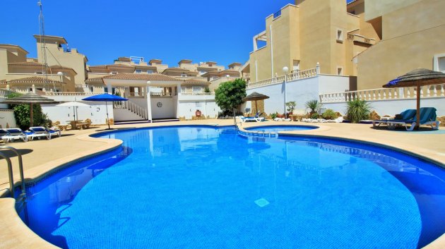 Resale - Townhouse -
San Miguel de Salinas