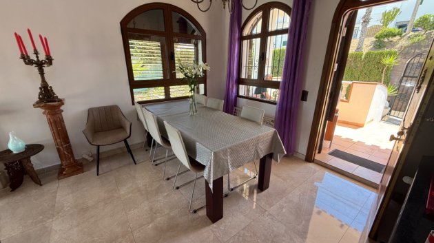 Revente - Villa -
Orihuela Costa - Costa Blanca