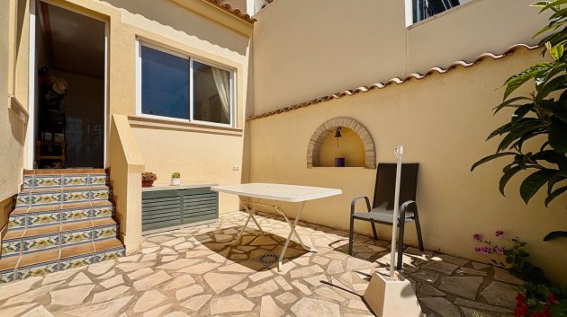 Resale - Villa -
Orihuela Costa - Villamartín