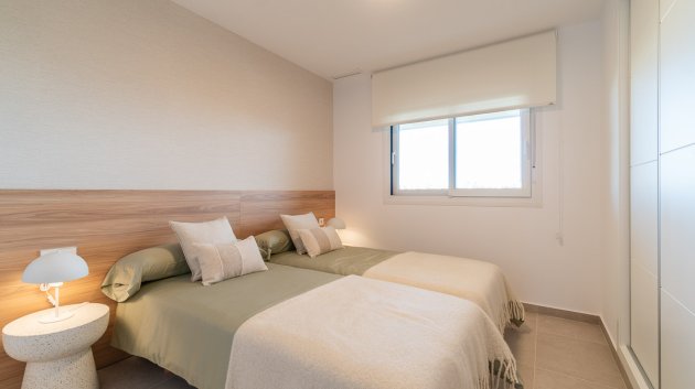 Obra nueva - Apartamentos -
Playa Flamenca