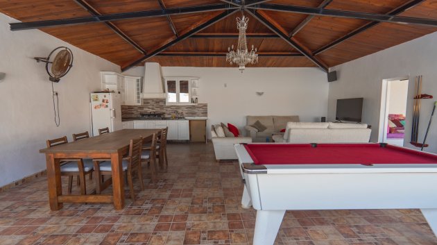 Resale - Villa -
Las Heredades - Heredades