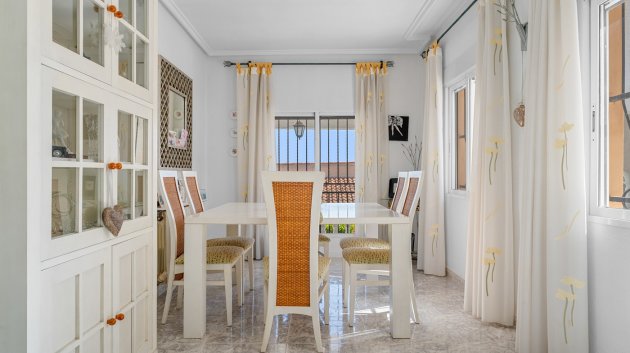 Reventa - Chalets -
Ciudad Quesada - La Marquesa Golf