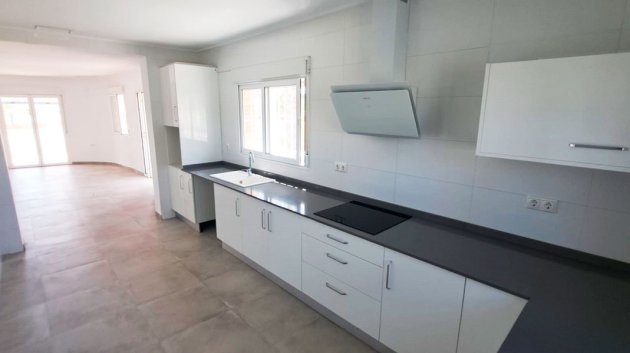 Resale - Villa -
Catral