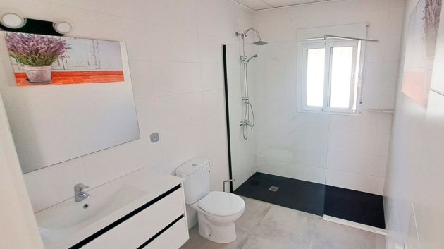 Resale - Villa -
Catral