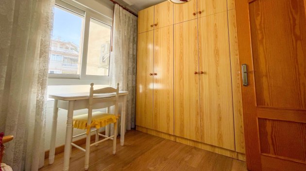 Resale - Apartments -
Torrevieja - Playa Los Naufragos