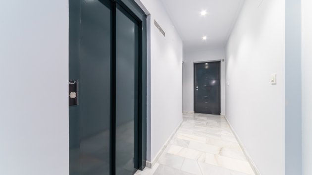 Resale - Apartments -
Benijofar