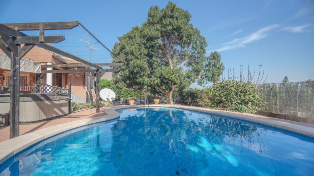 Resale - Villa -
Orihuela Costa - San Bartolome
