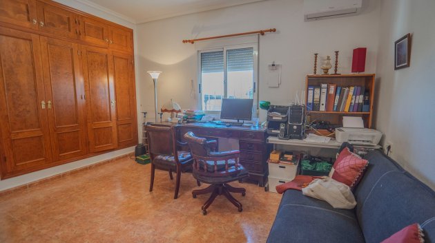 Resale - Villa -
Orihuela Costa - San Bartolome