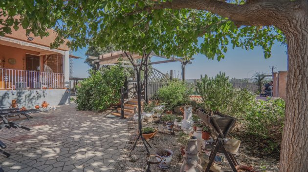 Resale - Villa -
Orihuela Costa - San Bartolome