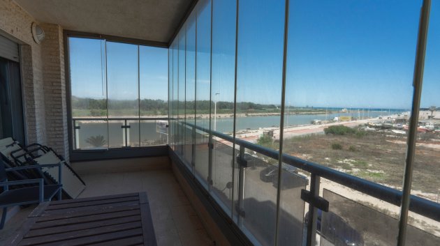 Resale - Apartments -
Guardamar del Segura - Puerto Deportivo